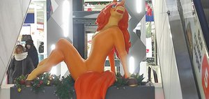 События недели: метель, горящий лед и кобыла с красными губами