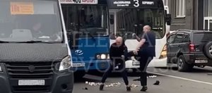 События недели: голливудские звезды в Иркутске, рыбий роддом и драка водителей автобусов