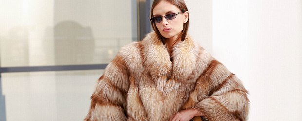 Зимнее сияние: мех и украшения для незабываемого образа