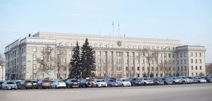 Выборы, посадки, отставки и стриптиз: нескучные политические итоги года