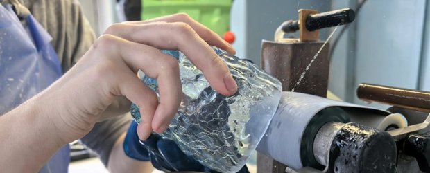 Редкое ремесло: в Ангарске начали обучать стеклодувному делу