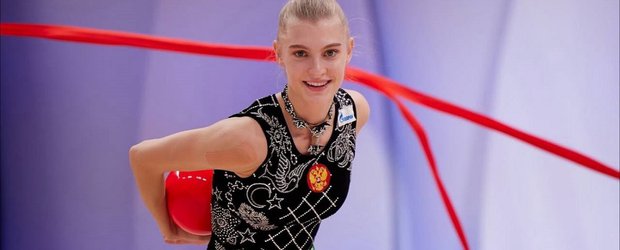 «У нас один из самых сложных видов спорта». Интервью с гимнасткой Даной Бонадысенко