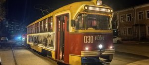 Как провести выходные: прогулка в ретро-трамвае и лекция про гигантов Вселенной