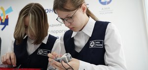 Собрать робота и вырастить микрозелень: как АЭХК взращивает кадры для атомной отрасли
