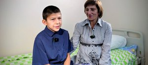 «Шов тоньше волоса»: в Иркутске врачи пришили подростку отрубленный палец