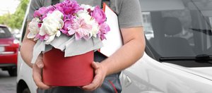 Цветы с доставкой в Екатеринбурге: что учесть при выборе презента