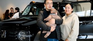«Я не хотела идти!»: иркутянка выиграла внедорожник, купив квартиру в ЖК