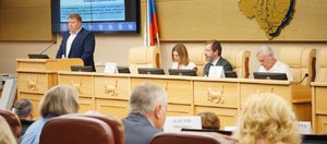 Достойная старость: в Иркутской области внедряют систему долговременного ухода за пожилыми людьми
