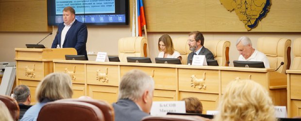 Достойная старость: в Иркутской области внедряют систему долговременного ухода за пожилыми людьми