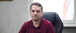 Дворы, дороги и новые соцучреждения: депутат Александр Друзенко — о развитии округа №12