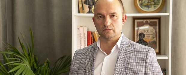 Поддержка бойцов и завершение строек: депутат ЗС Дмитрий Мясников о бюджете и работе в округе