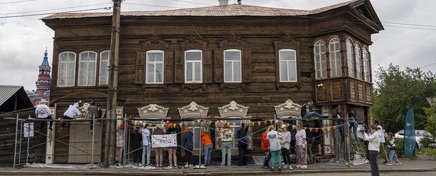 Дом, который обрел новую жизнь: как Эн+ вместе с горожанами сохраняет деревянный Иркутск