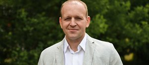 Округ депутата Виталия Матвийчука: спортивные объекты вместо аварийных домов и ремонт улицы Розы Люксембург
