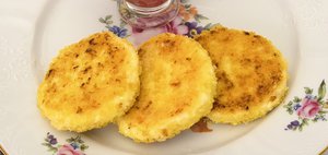 Нежные сырники на завтрак: рецепт с творожным сыром