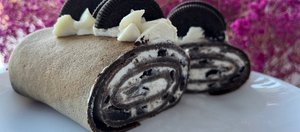 Рецепт блинов на Масленицу: любимое угощение и сырный крем в оригинальной подаче