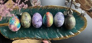 Как покрасить яйца на Пасху: три простых и эффектных способа