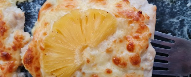 Мясо под сырной шубкой: готовим горячее для праздничного стола