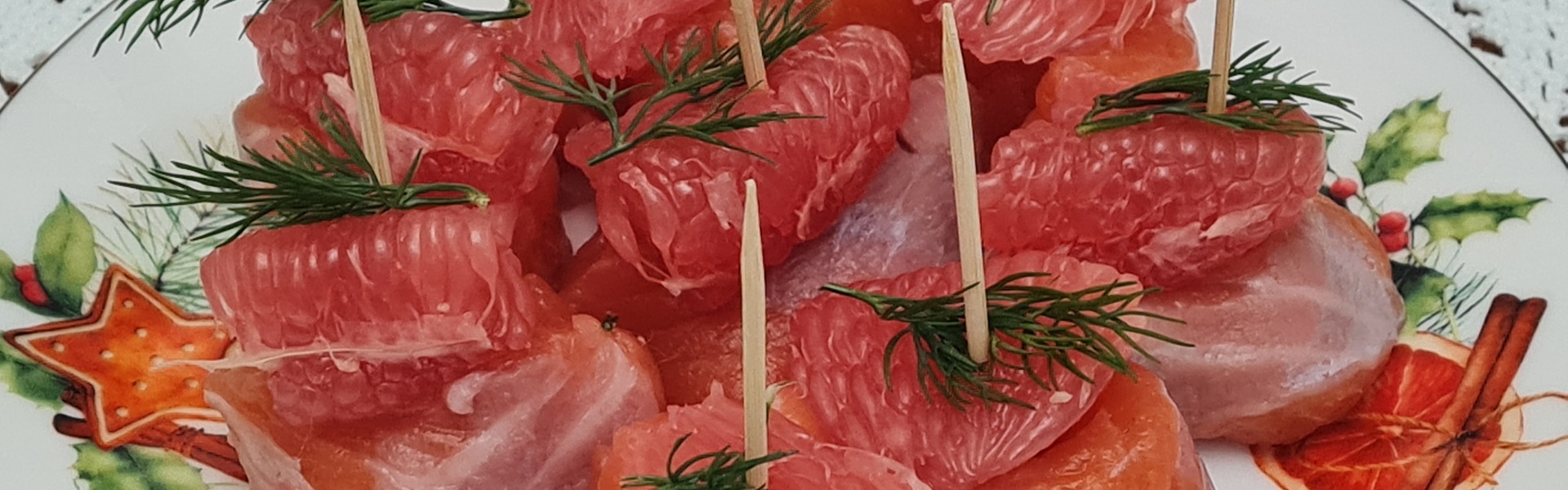 Бутерброды, рыба и буше: три закуски для вашего новогоднего стола