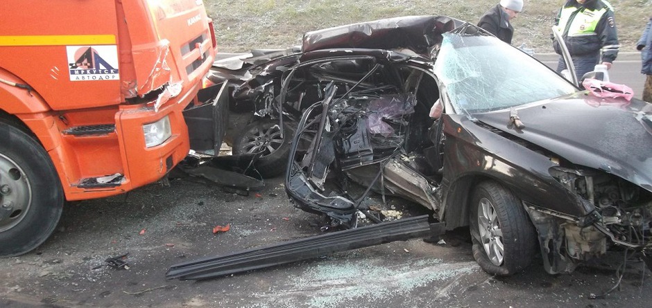 Обзор ДТП: разбитая Toyota и шесть погибших за день