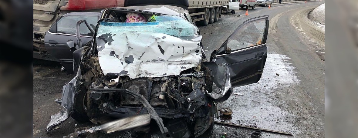 Обзор ДТП: трое погибших в праздник и пьяный на Infiniti