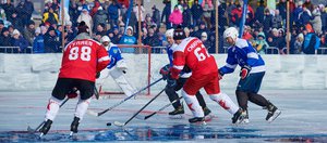 Хоккейный матч с участием Вячеслава Фетисова