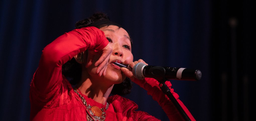 Этно-группа выступила в Иркутской областной филармонии.