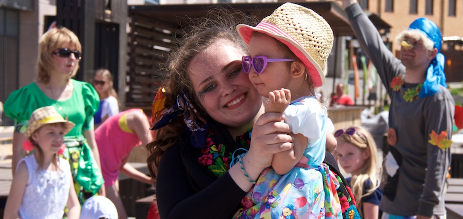 1 июня в городе было празднично.