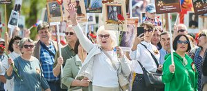 «Бессмертный полк» прошёл по Иркутску в честь 80-летия Победы