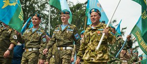 «Никто, кроме нас!». В Иркутске отпраздновали День ВДВ