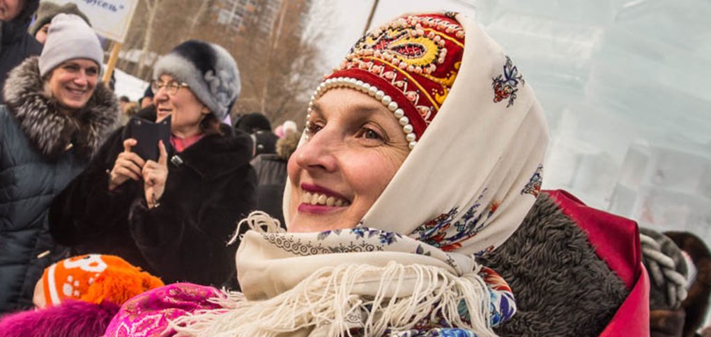 Праздник на заливе Якоби и на площади у дворца спорта «Труд».