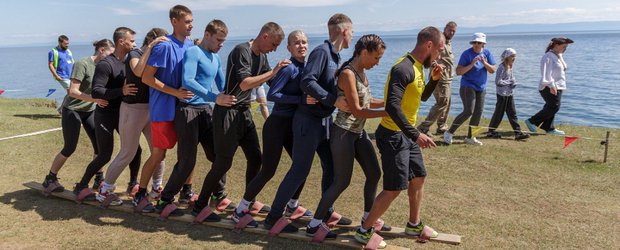 Культурно-спортивный слет молодежи на берегу Байкала: фоторепортаж