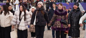 Ёхор танцевали у дворца спорта «Труд»