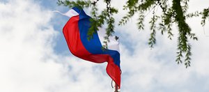 На территории детского сада № 76 в Иркутске торжественно открыли флагшток