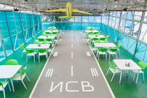 Пилот, развлекательный центр + бар-ресторан
